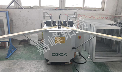 鋁塑型材組角機